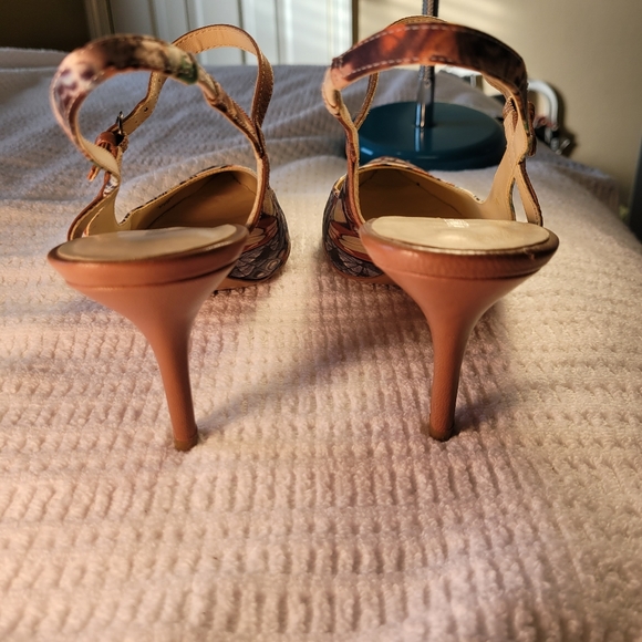 NINE WEST MULTICOLOR MARGOT BUTTERFLY PRINT SLING BACK SHOE - Picture 12 of 16